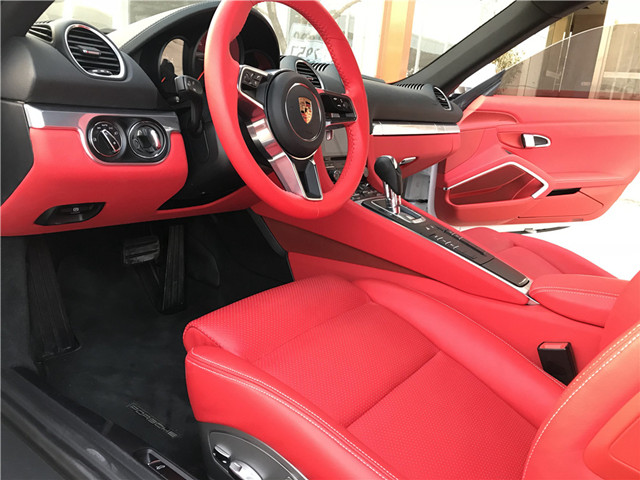 保时捷卡曼718全红内饰91抖音视频黄效果视频